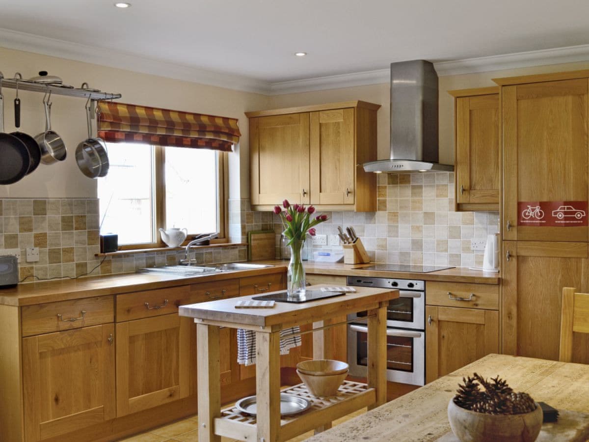 kitchen.jpg kitchen.jpg