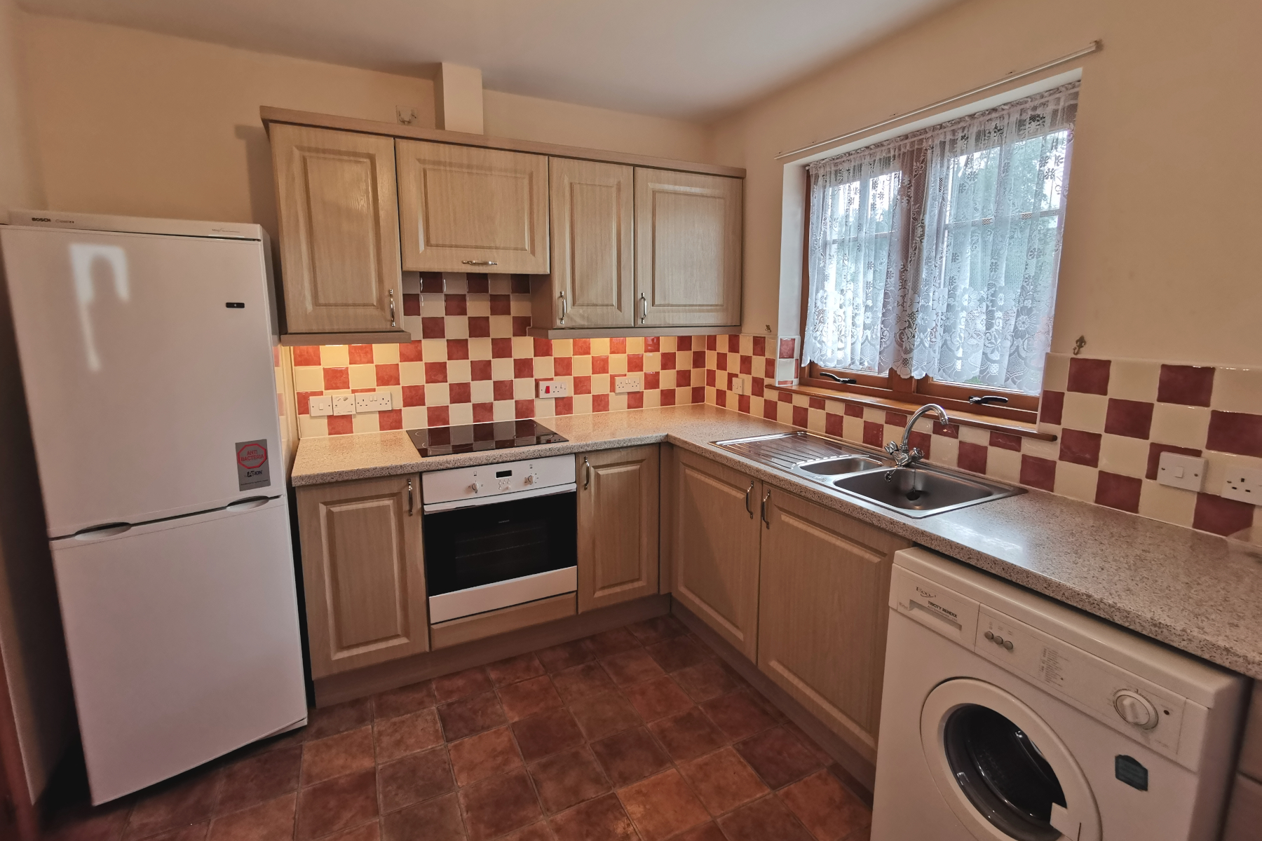 For sale 31 Munro Place, Aviemore. 2 bedroom bungalow. Highland Property Services 01479 810 020